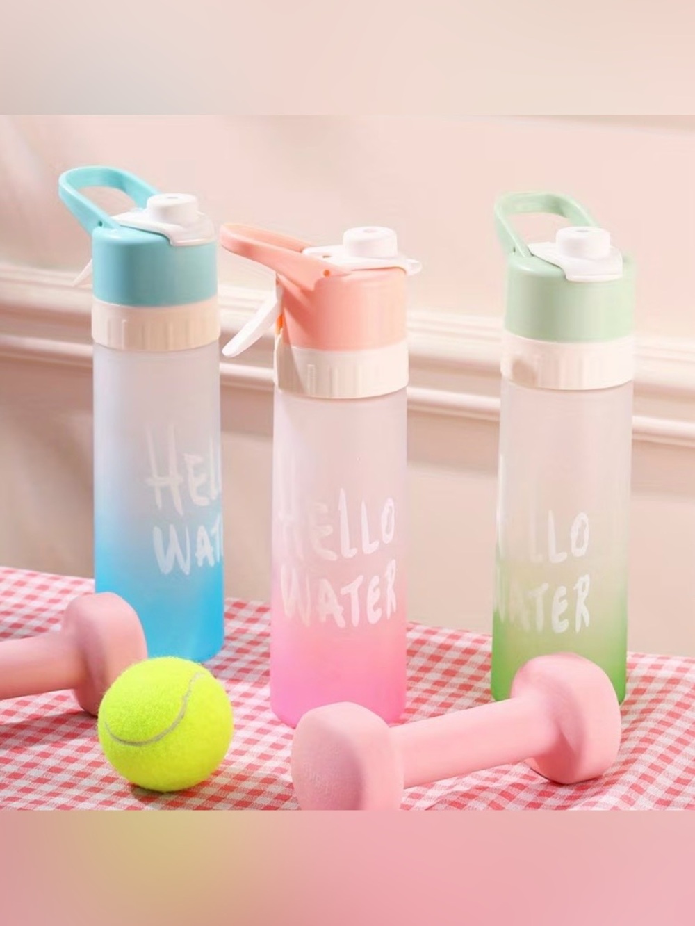 Gradient Color'Hello Water' Water Bottle with Mister 650 ml - Picture 2 of 16